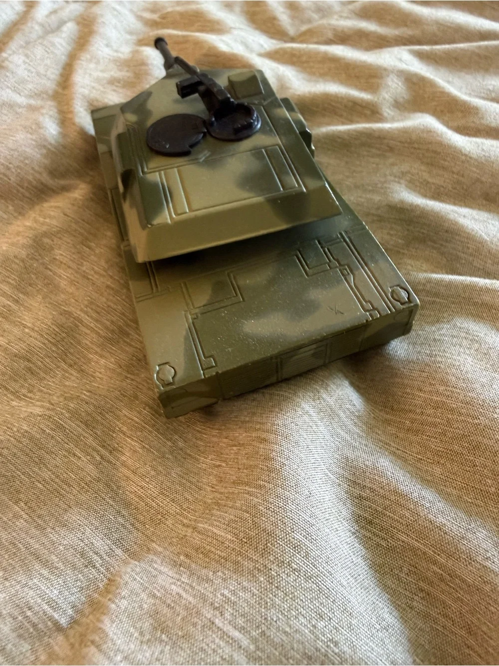 Toys “R” Us VTG Green Army Toy Tank